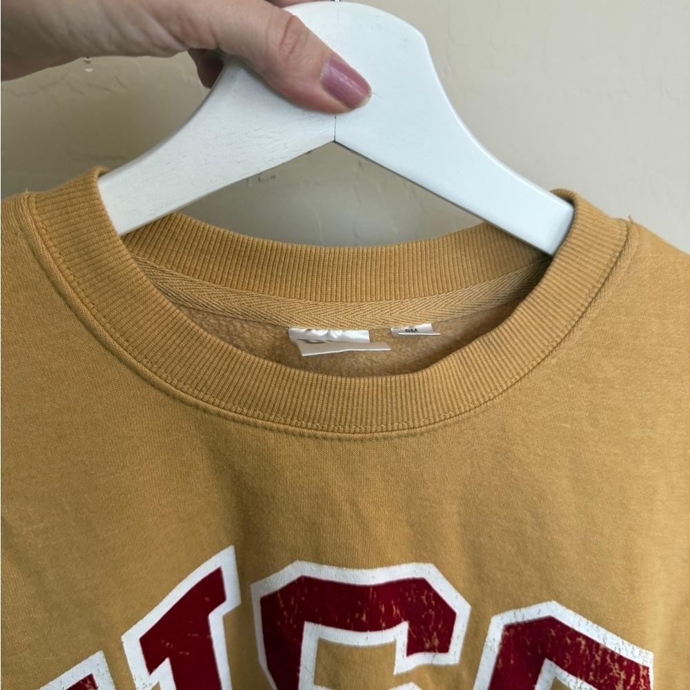 USC Goodie Two Sleeves College Pullover Crewneck Graphic Sweatshirt Small Gold - Picture 6 of 8